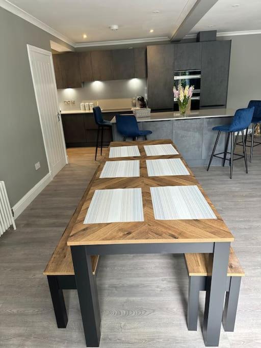 Cameron Coach House Modern Property In Murrayfield Εδιμβούργο Εξωτερικό φωτογραφία